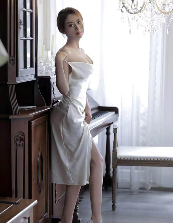 曼谷高端模特微信